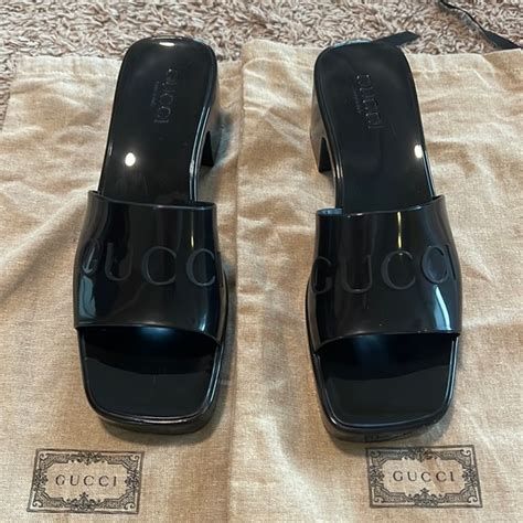 gucci nero sandals